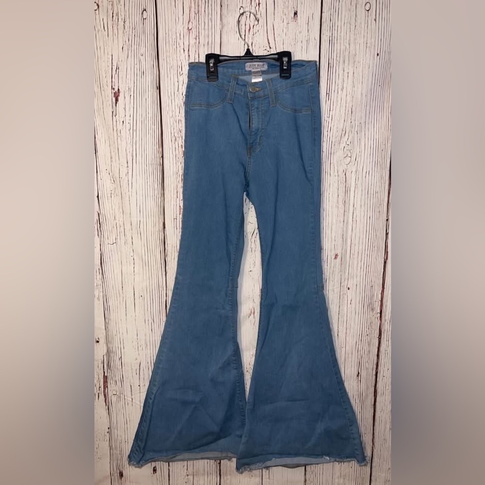 Judy blue flare jeans!